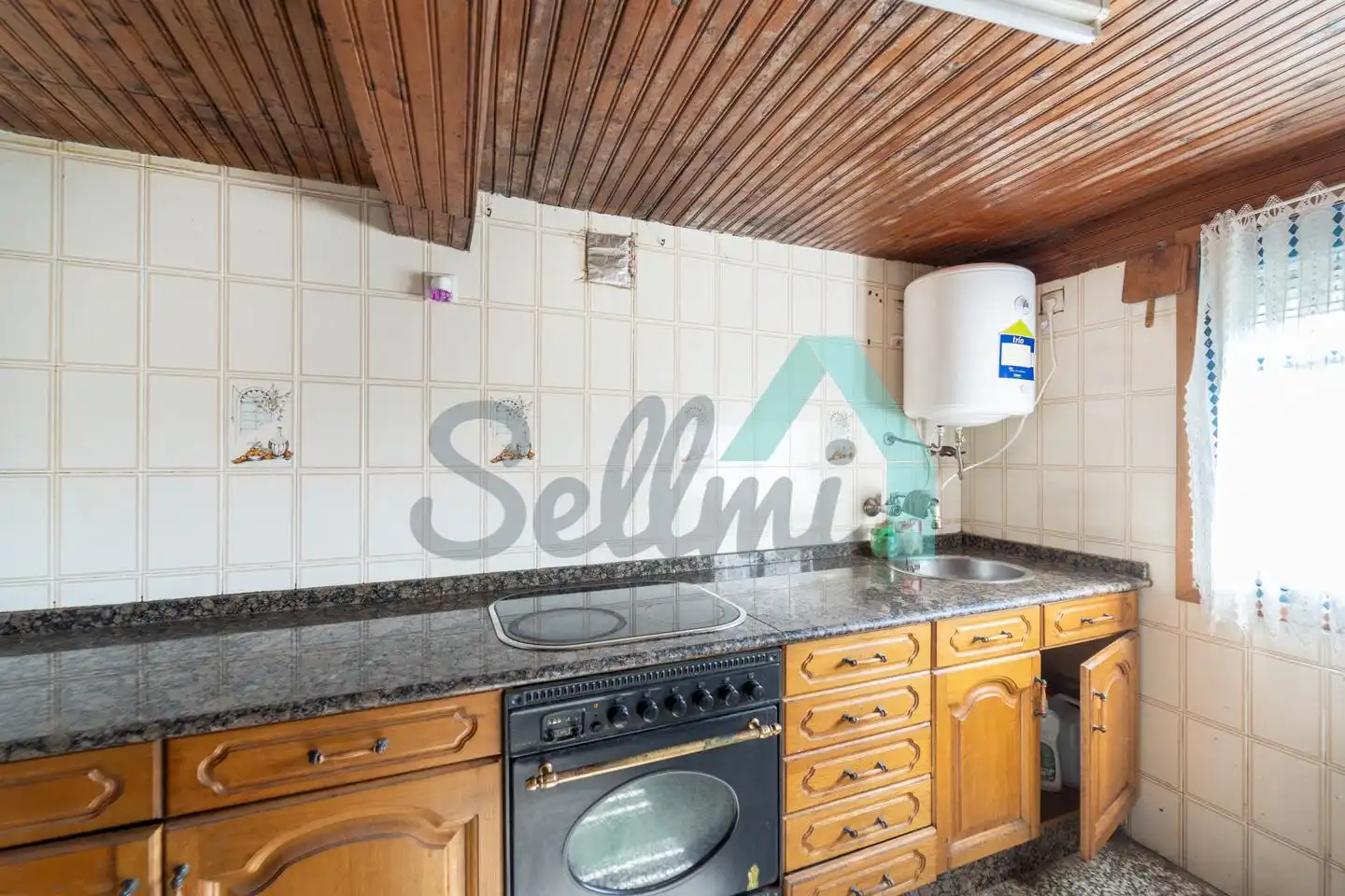 Kitchen of Houses for sale in Parres  with Heating, Private garden and Storage room