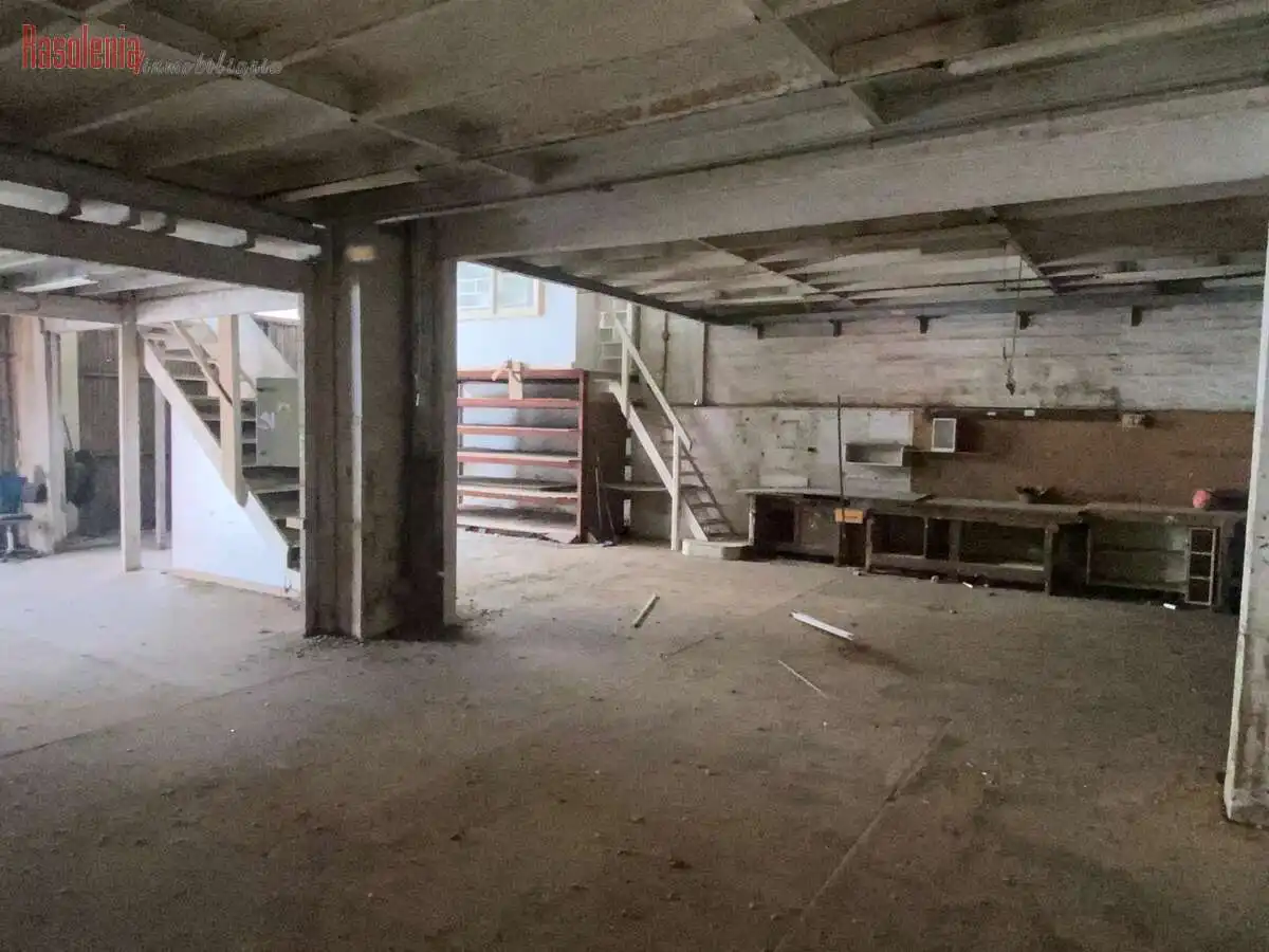 Business premises for sale in De la Merced SN, imagen 17