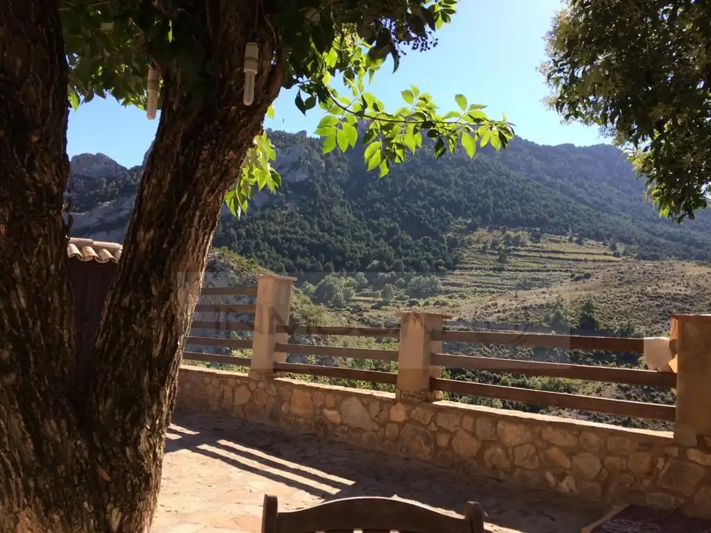 Vista exterior de Casa o chalet en venta en Abella de la Conca con Calefacción, Terraza y Amueblado