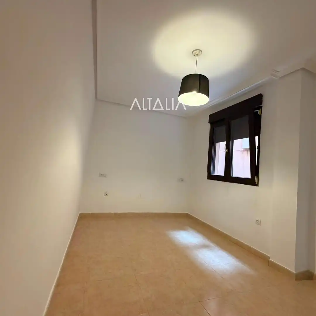 Habitación de Piso en venta en Cuenca con Terraza, Trastero y Balcón