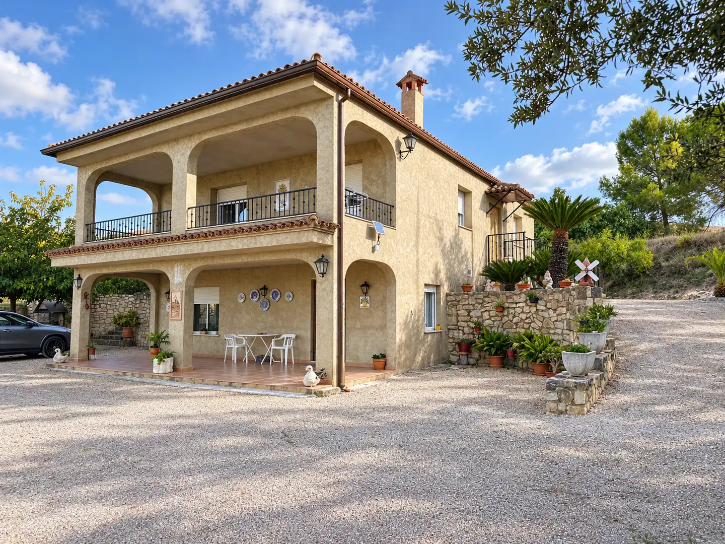 Casa amb jardí en venda a Sant Josep - Zona Hospital