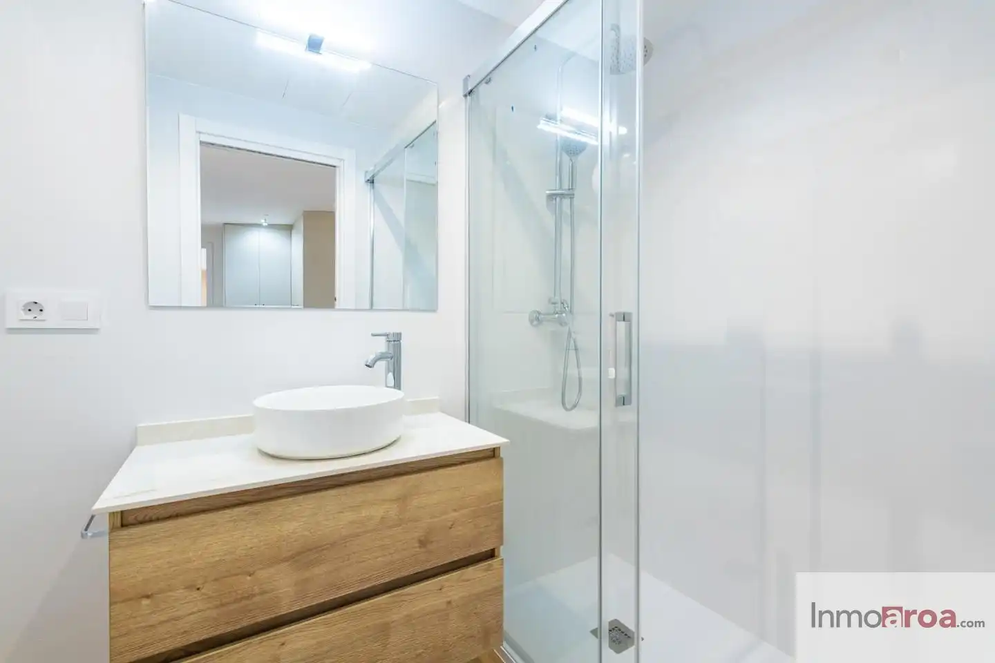 Badezimmer von Wohnung zur Miete in Castellón de la Plana / Castelló de la Plana mit Klimaanlage und Heizung