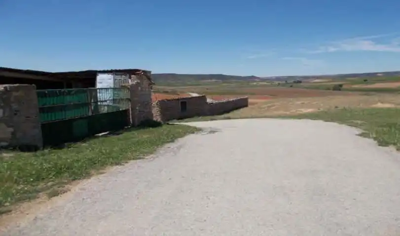 Land for sale in Olmeda del Rey