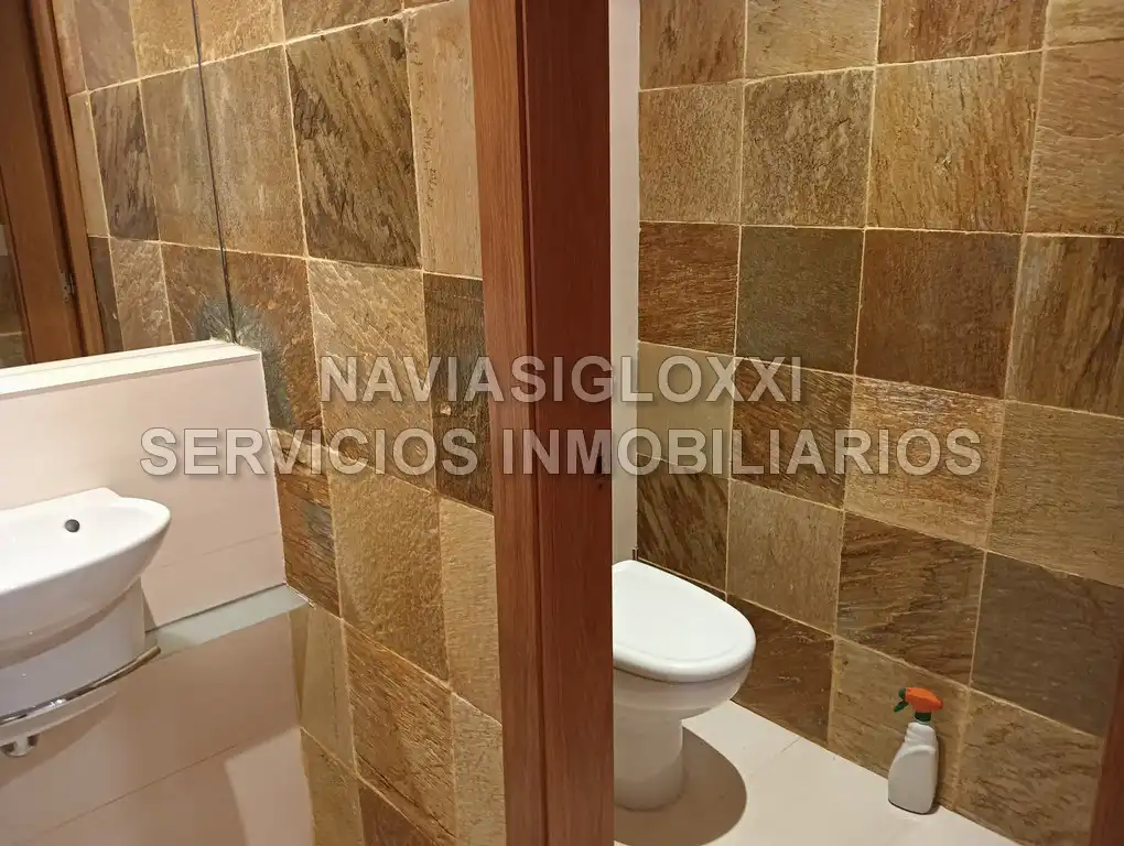 Bathroom of Office for sale in Vigo 