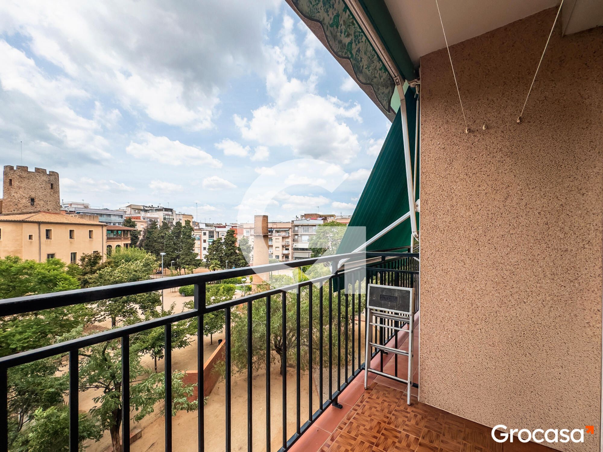 Flat for sale in AV GENERALITAT, Riu Sud