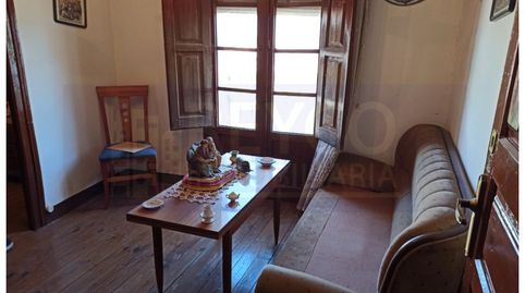 Casa con parcela 4 habitaciones Venta Tricio