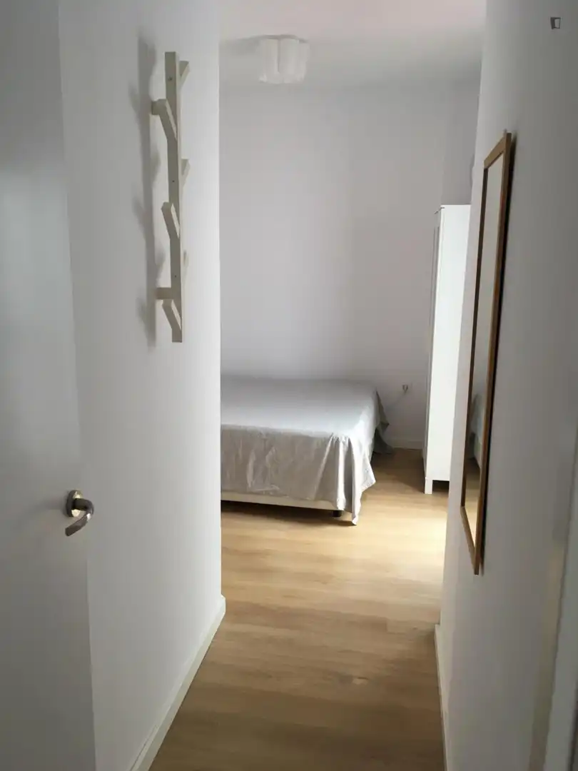 Room in Triana Este