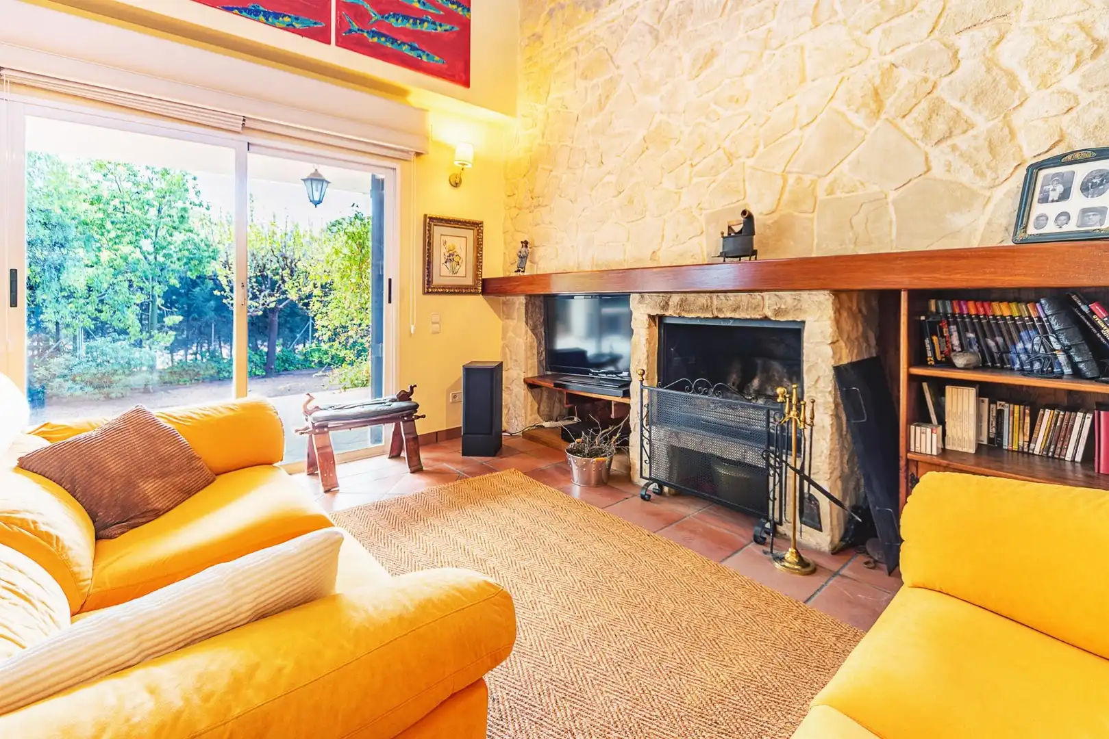 Sala de estar de Casa o chalet en venta en Elda con Calefacción, Jardín privado y Terraza