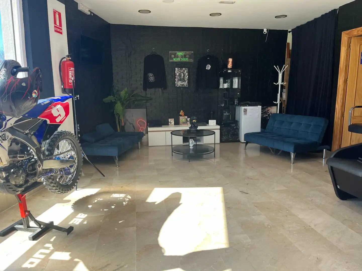 Commercial properties for rent in La Malahá