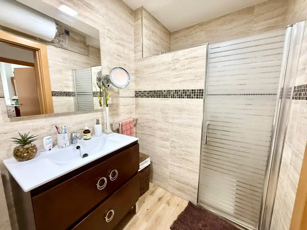 Wohnung zur Miete in Calle Osa Mayor, Mezquitilla