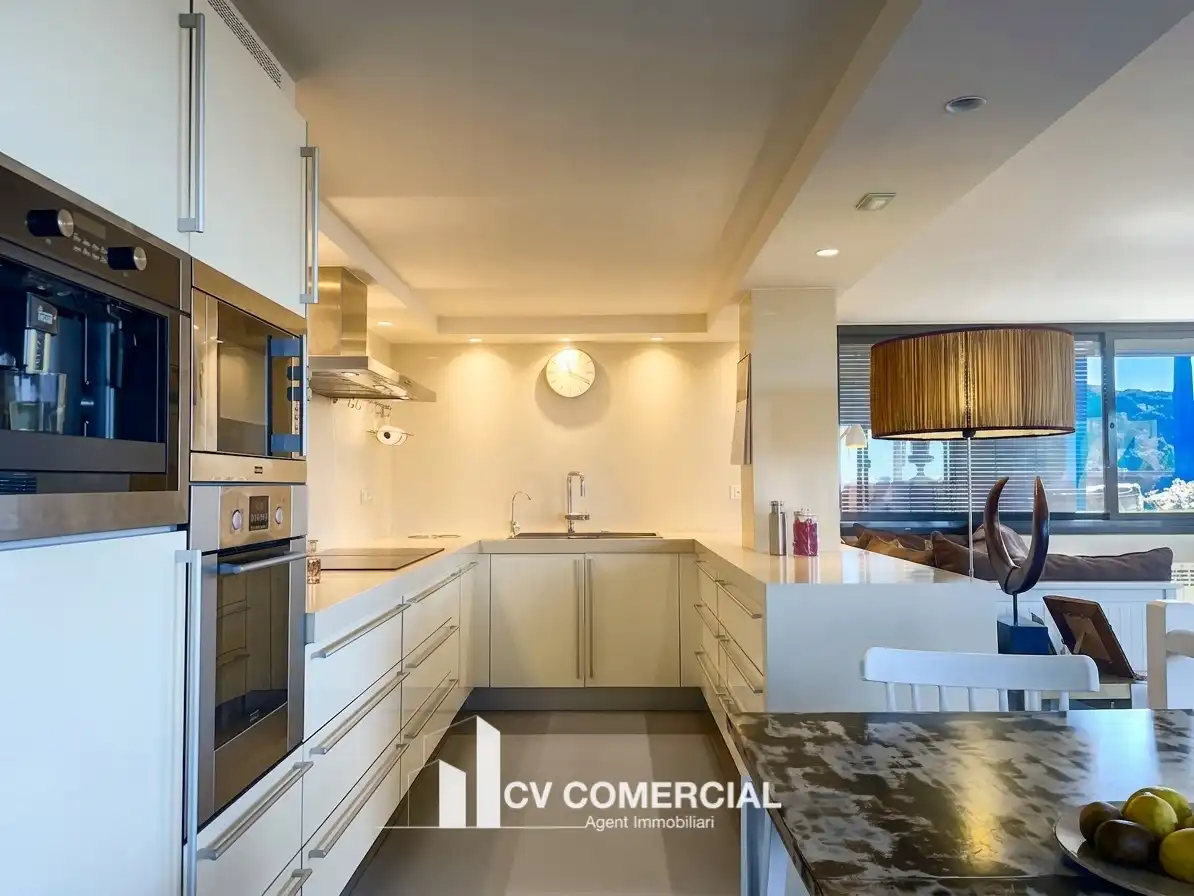 Cocina de Ático en venta en Tiana con Aire acondicionado, Calefacción y Parquet