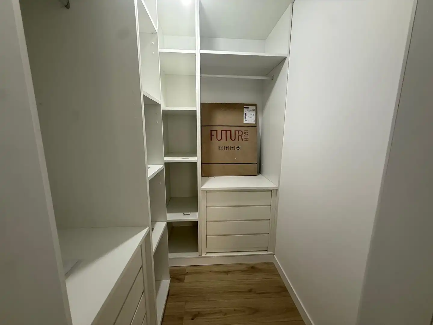 Piso en venta en Valdelaguna con Parquet