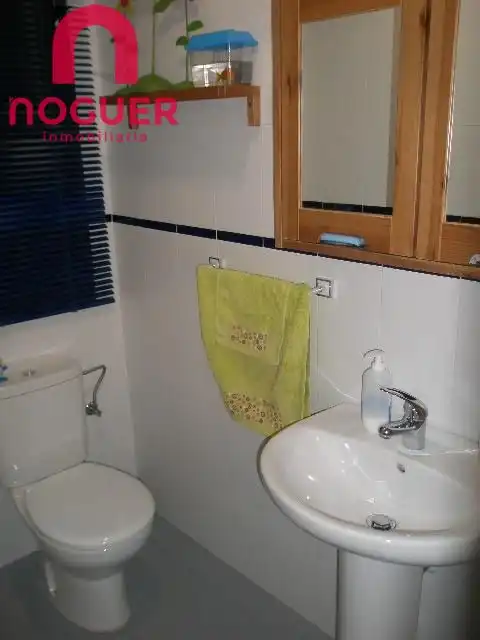 Bany de Casa adosada en venda en Córdoba amb Piscina i Balcó
