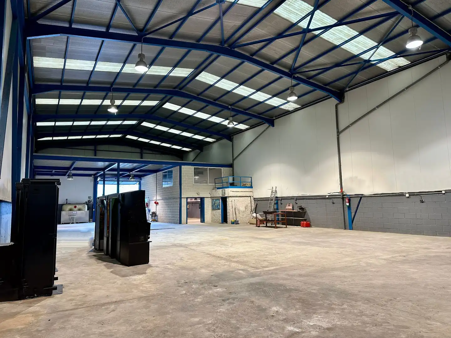 Nave industrial en alquiler en Cartes, imagen 6