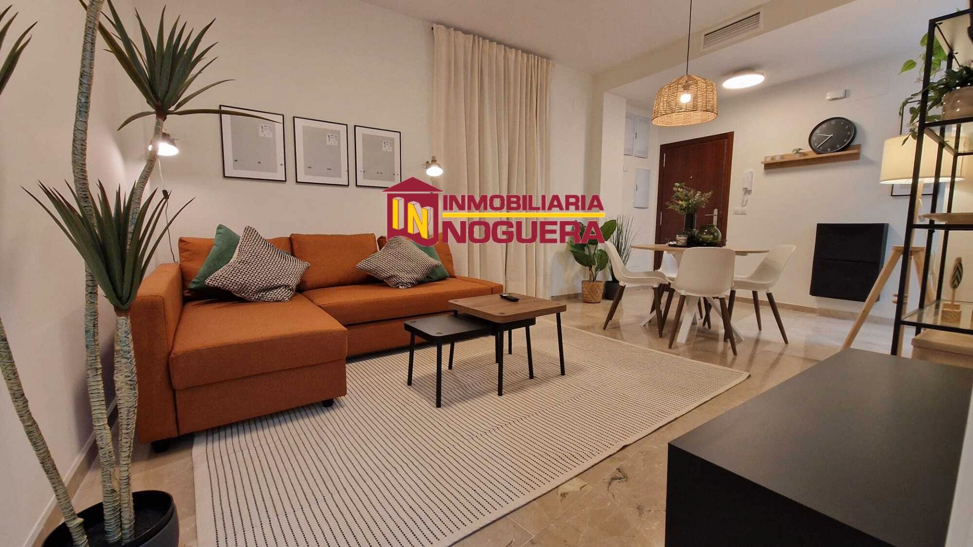Living room of Apartment for sale in Écija  with Air Conditioner and Furnished