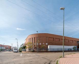 Vista exterior de Nau industrial en venda en Valladolid Capital