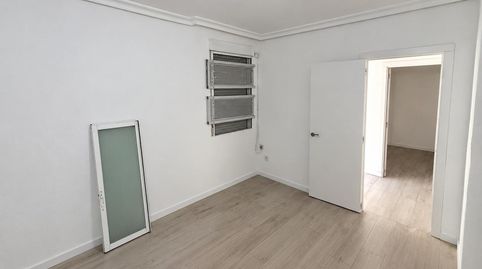 Foto 4 de Planta baixa en venda a Calle Alcocer, Los Ángeles, Madrid Capital