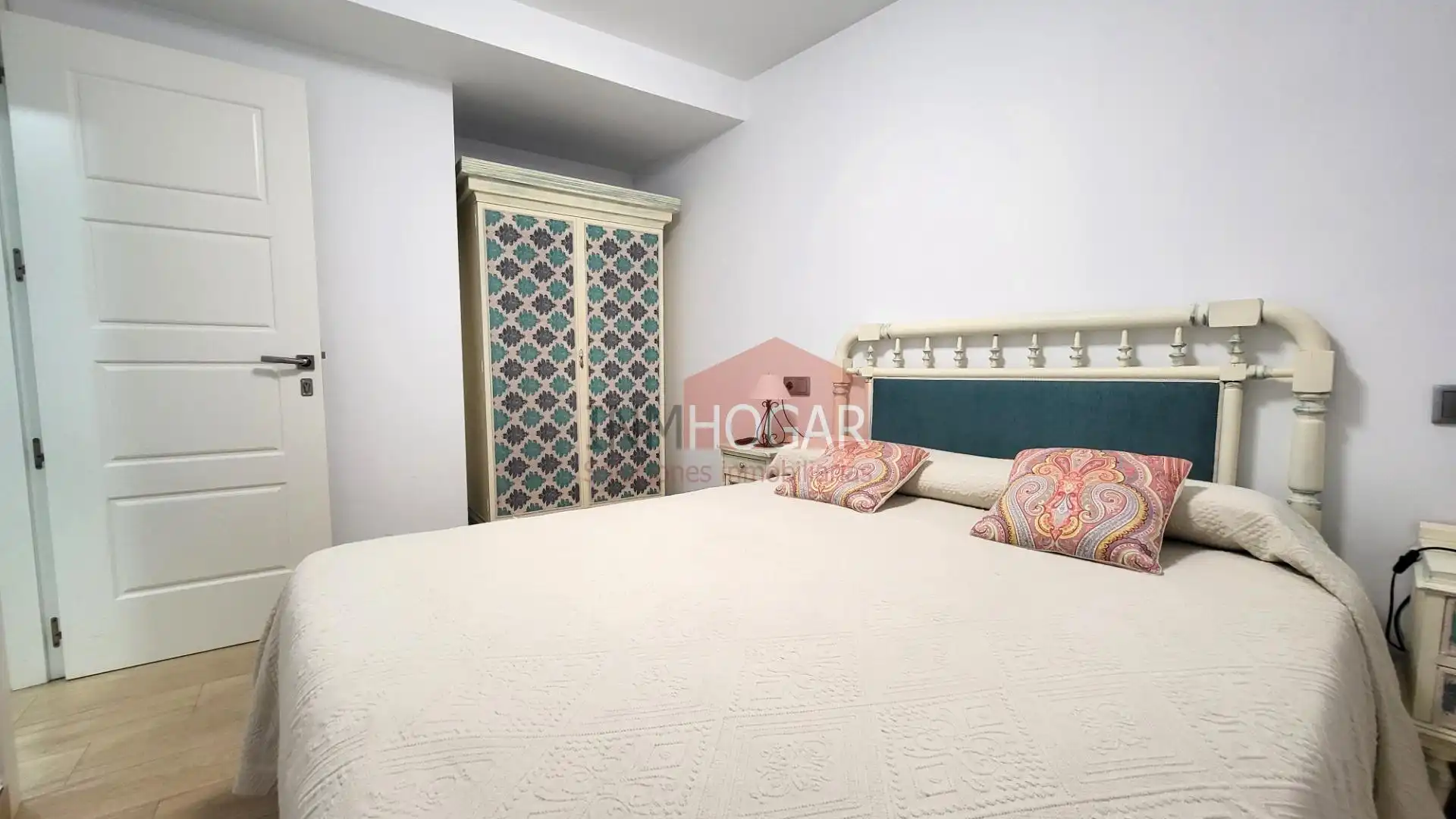Habitación de Piso en venta en Ávila con Calefacción, Trastero y Balcón