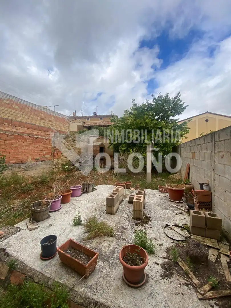 Finca rústica en venda en Rodezno amb Traster