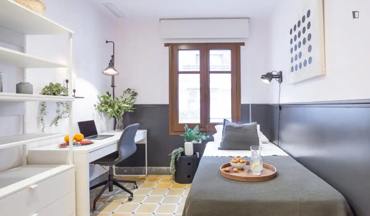 Dormitori de Casa o xalet per a compartir en  Barcelona Capital amb Aire condicionat, Calefacció i Moblat