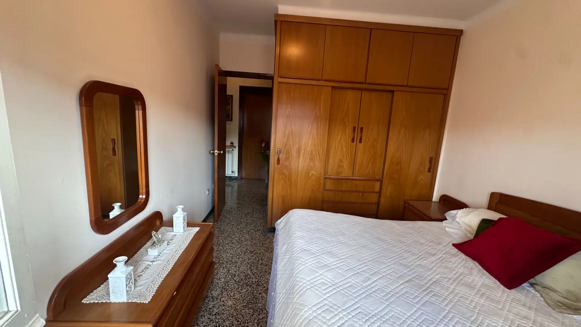 Bedroom of Flat for sale in Olot  with Heating, Terrace and Storage room