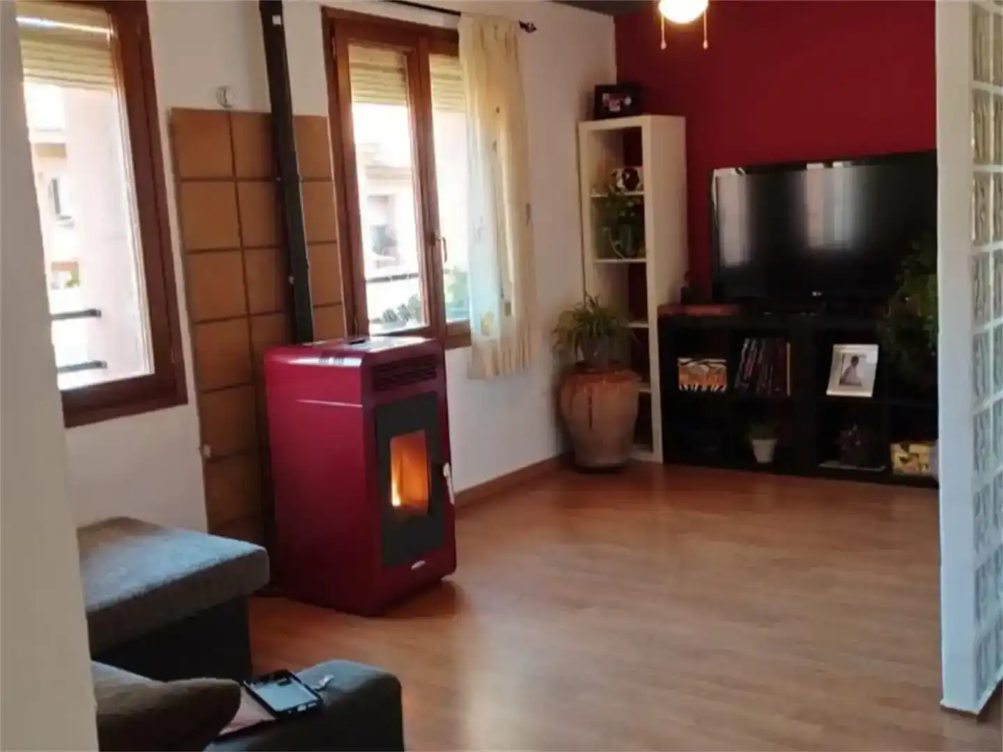 Sala d'estar de Pis en venda en Alcañiz amb Aire condicionat i Balcó