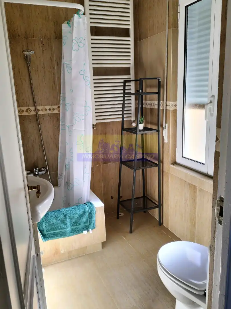 Badezimmer von Wohnung zur Miete in Castro-Urdiales mit Heizung, Terrasse und Möbliert
