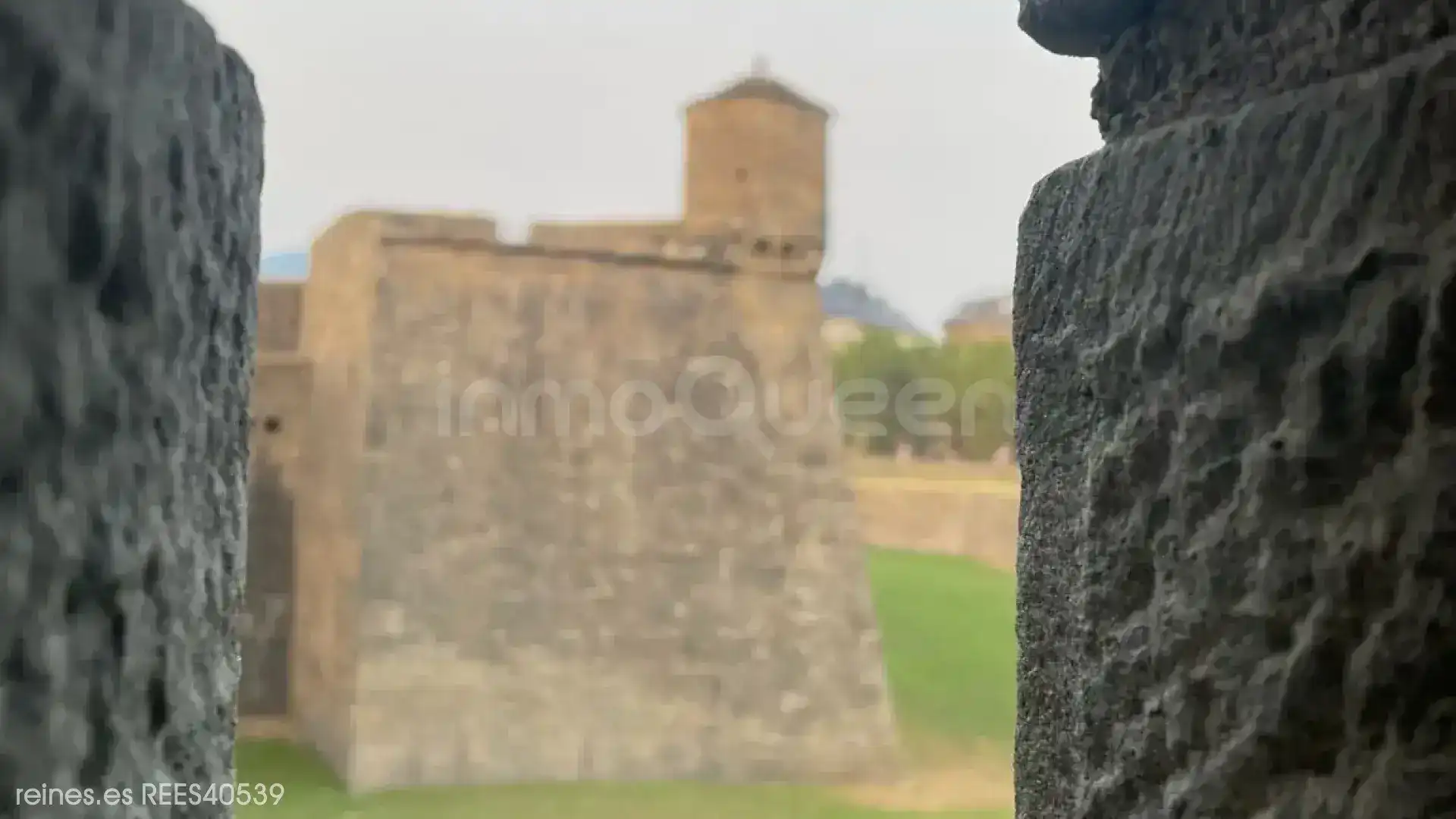 Vista exterior de Piso en venta en Jaca con Calefacción, Terraza y Amueblado
