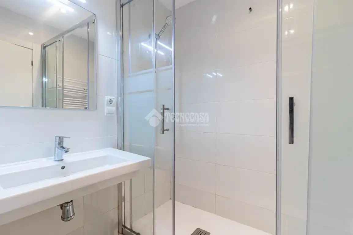 Flat with terrace for sale in Centre - Estació, imagen 33