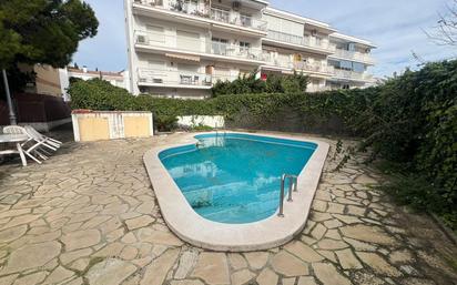 Piscina de Pis en venda en Vilanova i la Geltrú amb Aire condicionat, Calefacció i Piscina comunitària