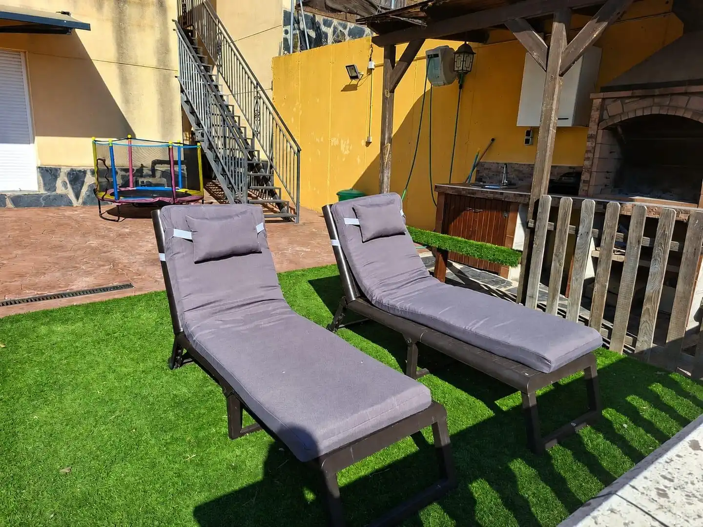 Terrassa de Casa o xalet en venda en Otero amb Aire condicionat, Jardí privat i Traster