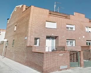 Exterior view of House or chalet for sale in Talavera de la Reina