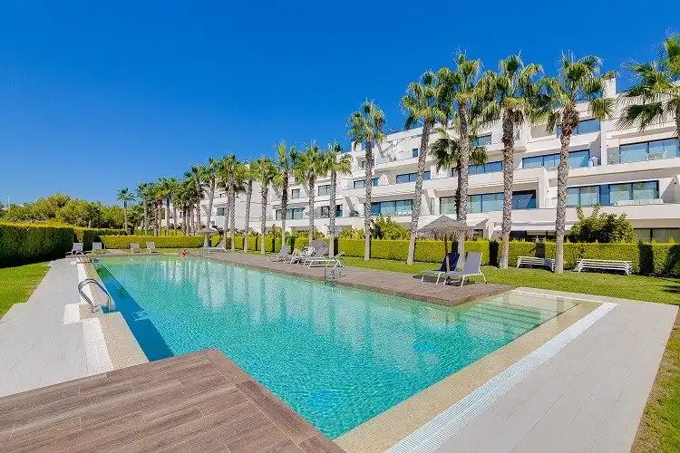Apartamento con piscina en venta en N/A, imagen 2