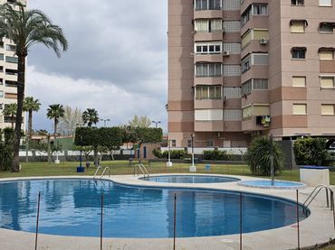Apartament amb piscina en venda a Avenida Juan Fuster Zaragoza 15