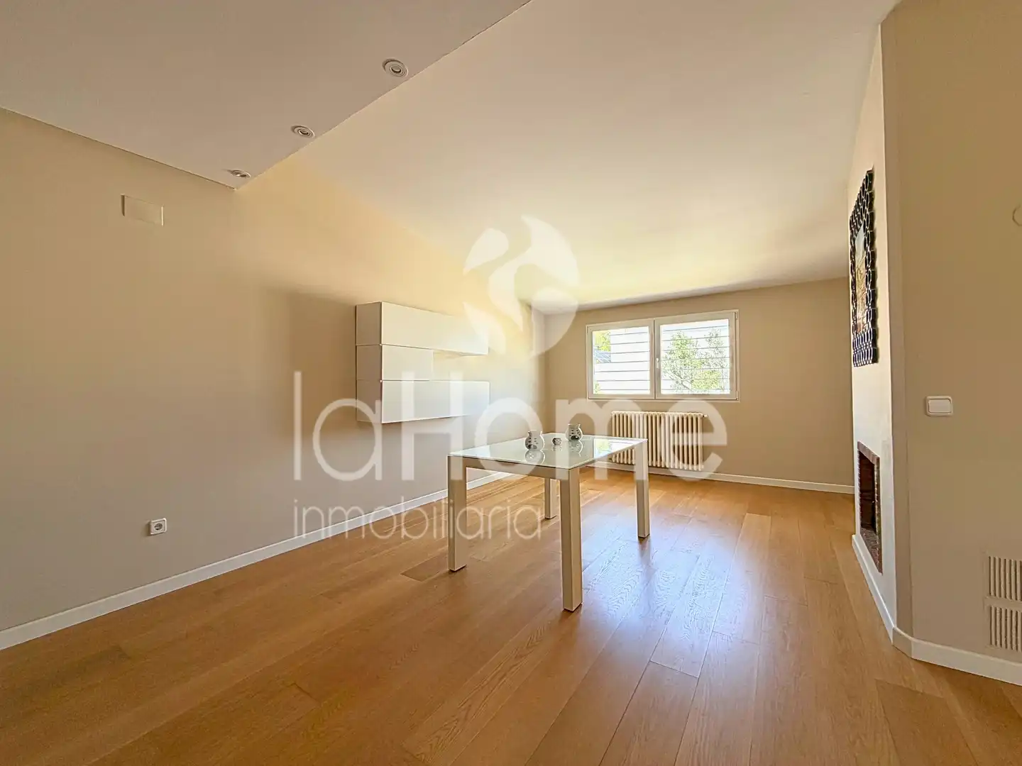 Vista exterior de Casa o chalet en venta en Paterna con Aire acondicionado, Calefacción y Jardín privado