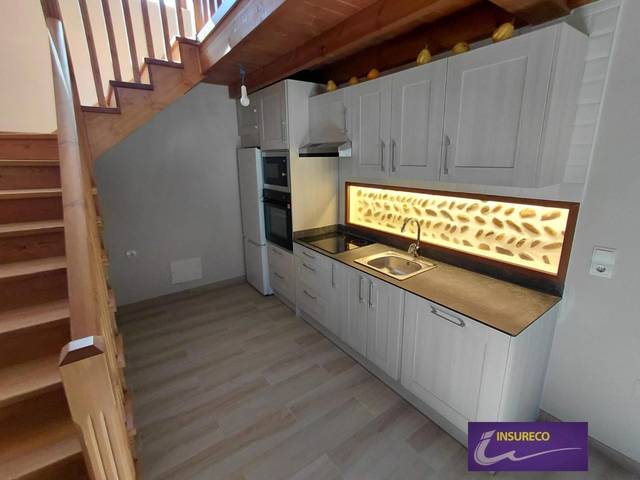 Casa-chalet en Venta en Villasabariego