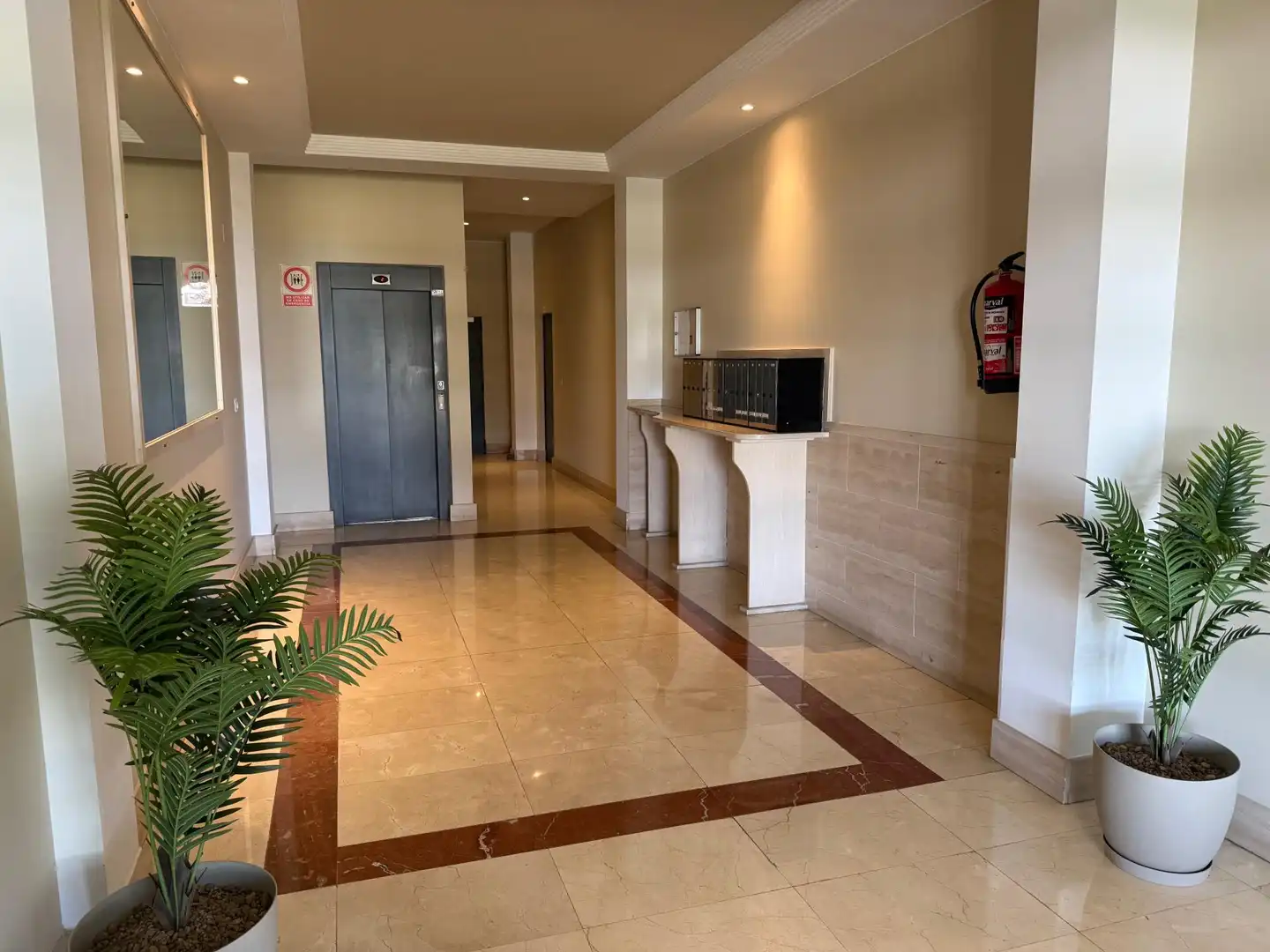 Apartamento en venta en Valencia de Don Juan con Calefacción y Terraza