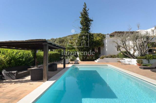 Casa-chalet en Alquiler en Carretera de Sant Josep - Eivissa, Km. 5,6 en Es Cubells