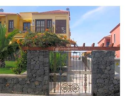 Exterior view of Flat for sale in Arona  with Furnished, Balcony and Community pool