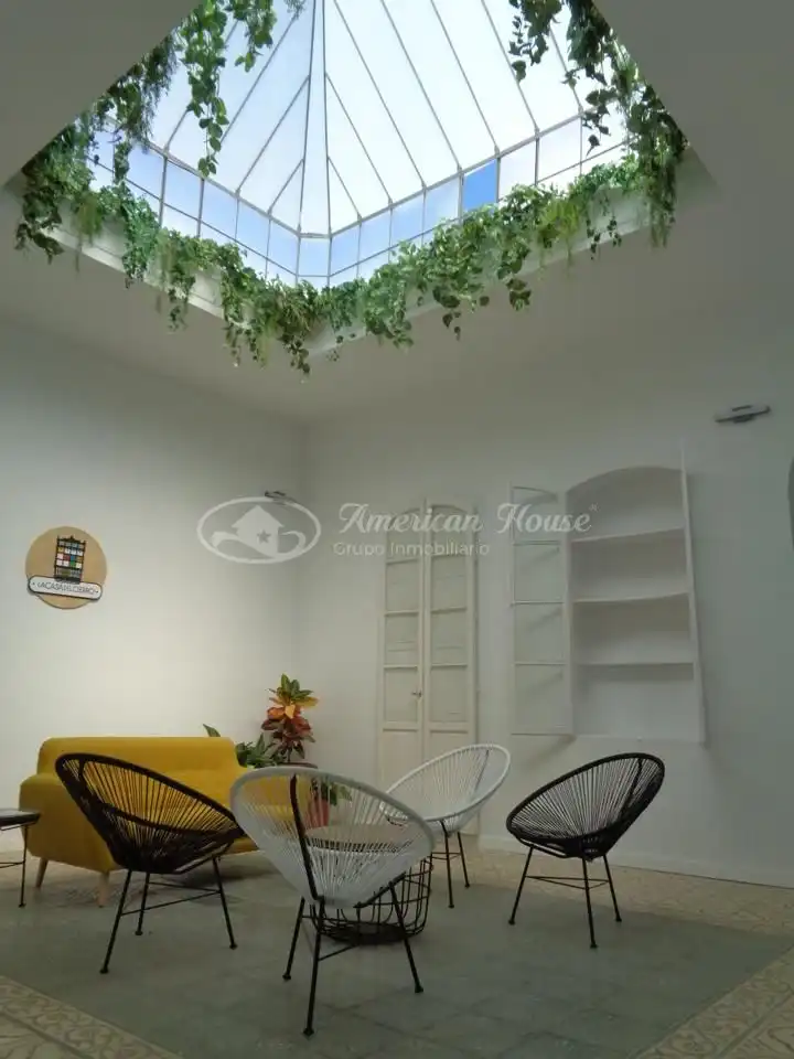 Wohnzimmer von Büro zur Miete in Núcleo urbano