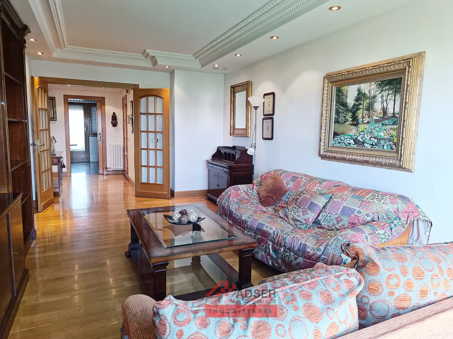 Sala de estar de Piso en venta en  Logroño con Calefacción, Parquet y Terraza