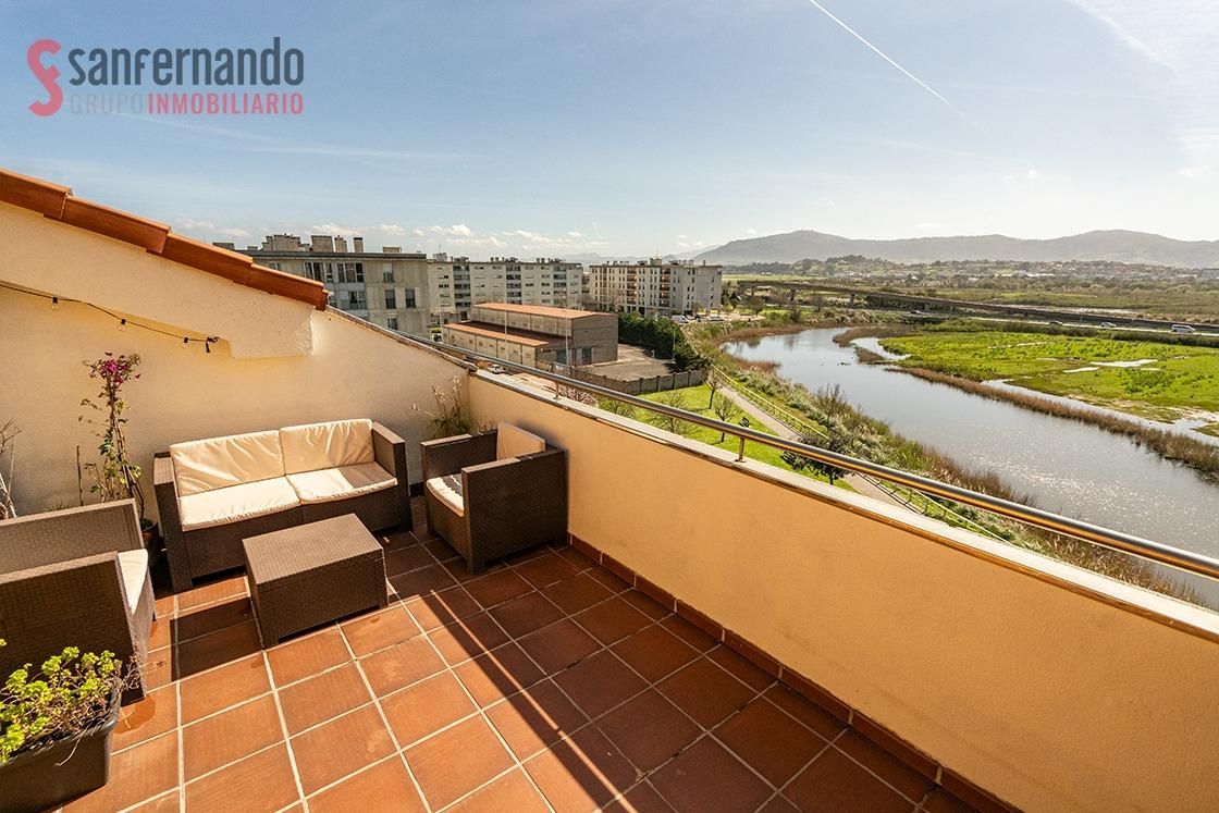 Terraza de Dúplex en venta en Santander con Calefacción, Terraza y Piscina comunitaria