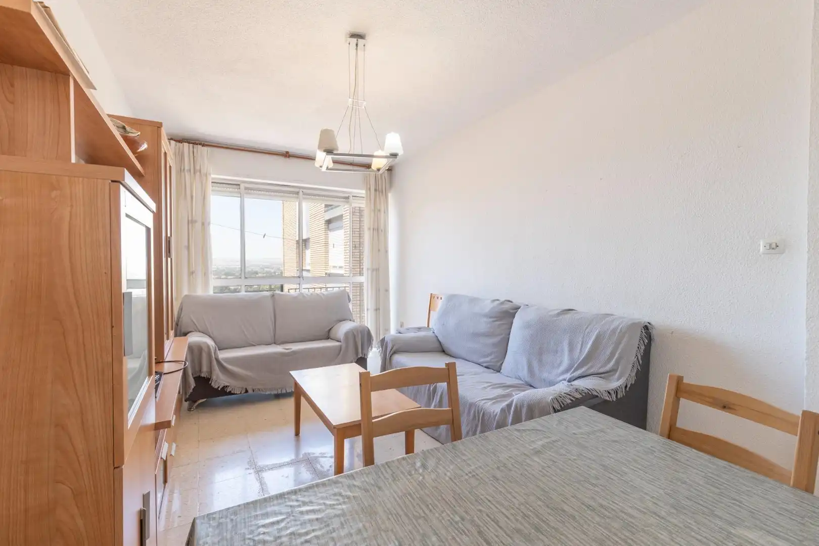 Wohnzimmer von Wohnung zum Verkauf in Granada mit Heizung und Balkon