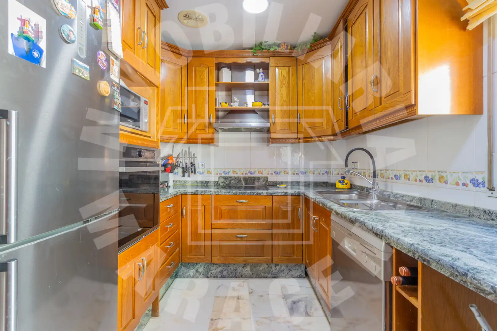 Cocina de Dúplex en venta en Maracena con Aire acondicionado, Terraza y Horno