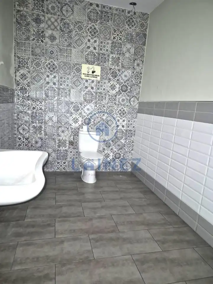 Badezimmer von Gebäude zum Verkauf in Peñarroya-Pueblonuevo