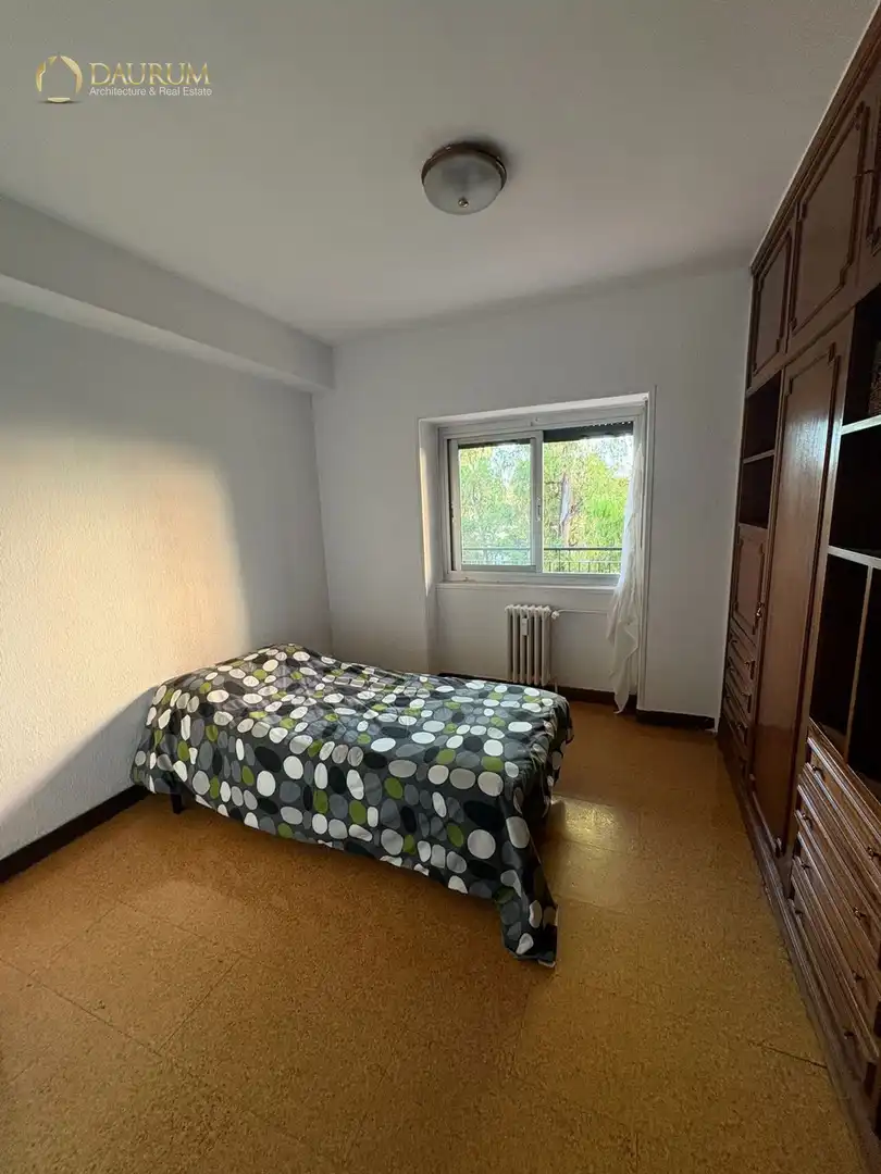 Bedroom of Flat for sale in Madrid  with Air Conditioner, Heating and Terrace