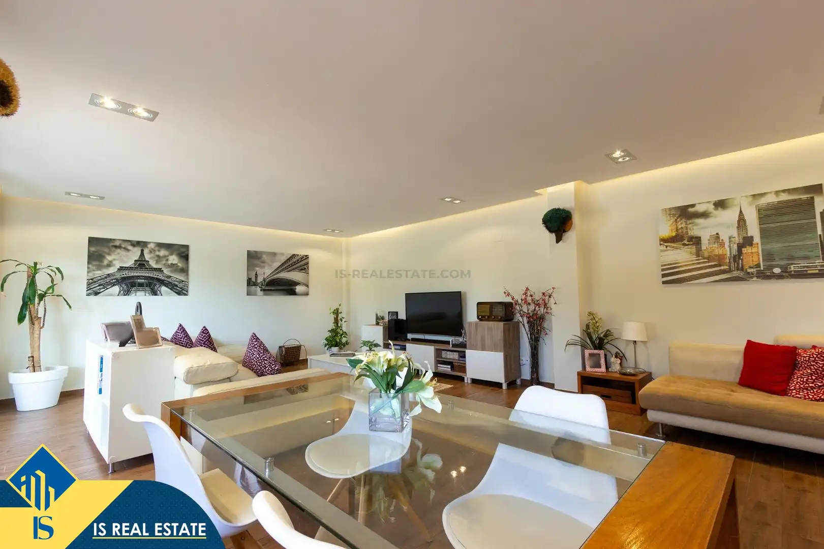 Sala d'estar de Casa o xalet en venda en Alicante / Alacant amb Terrassa, Piscina i Moblat