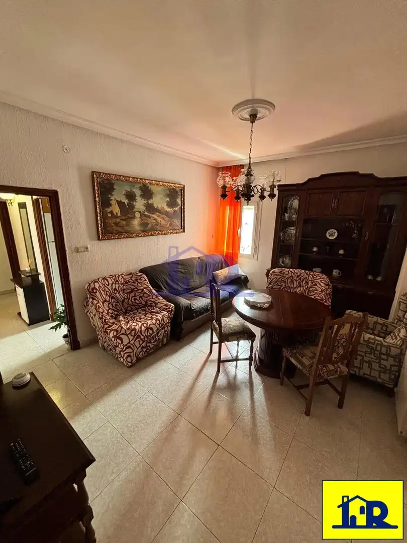 Sala de estar de Piso de alquiler en Cuenca con Calefacción y Amueblado