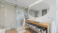 Bathroom of Single-family semi-detached for sale in Mijas  with Air Conditioner, Private garden and Terrace