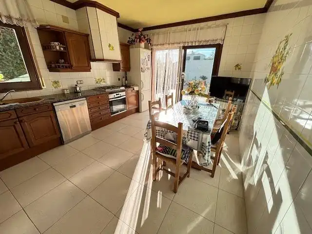 Houses for sale in Canovelles